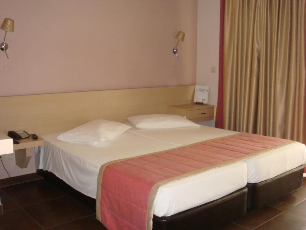Hotel Ifigenia Leptokariá Szoba fotó