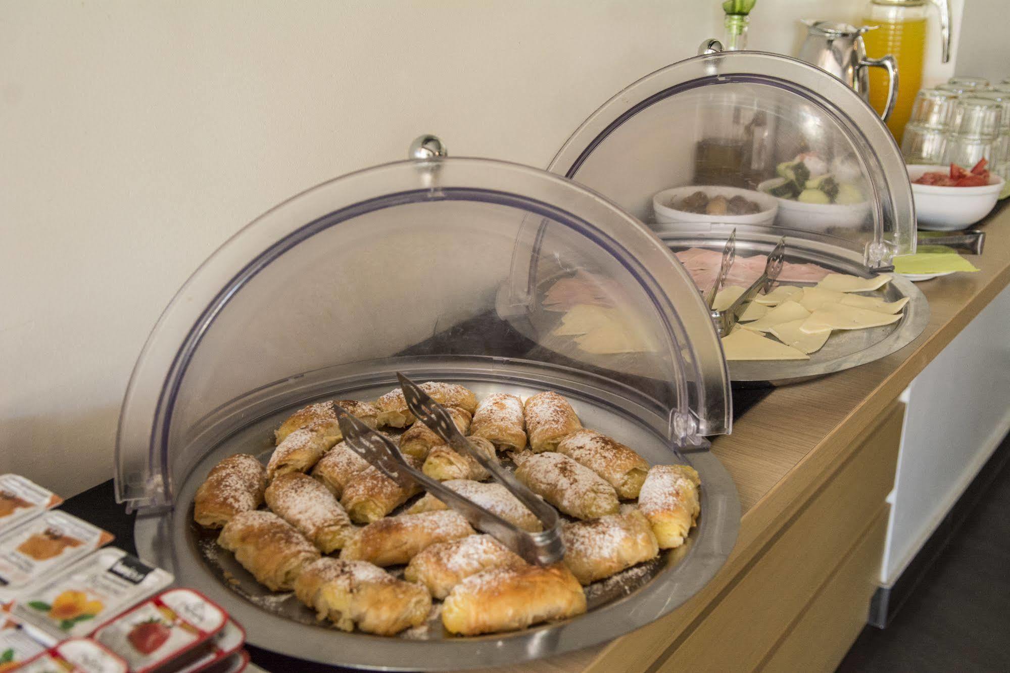 Hotel Ifigenia Leptokariá Kültér fotó